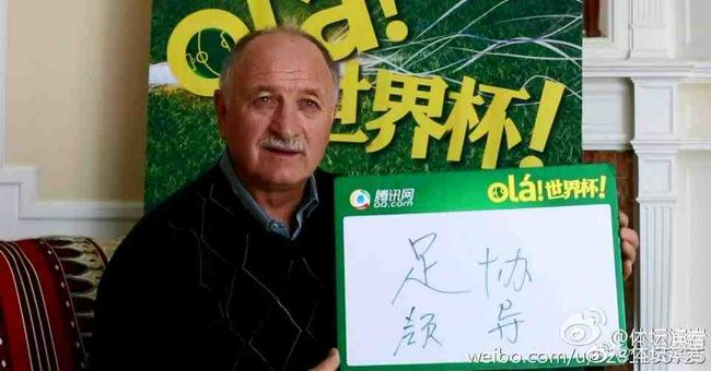 美女扒开尿道让男人桶